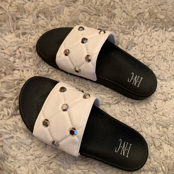 INC slips - Picture 2 of 3